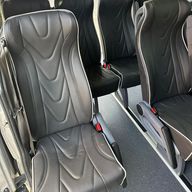 Minibus, siège en cuir